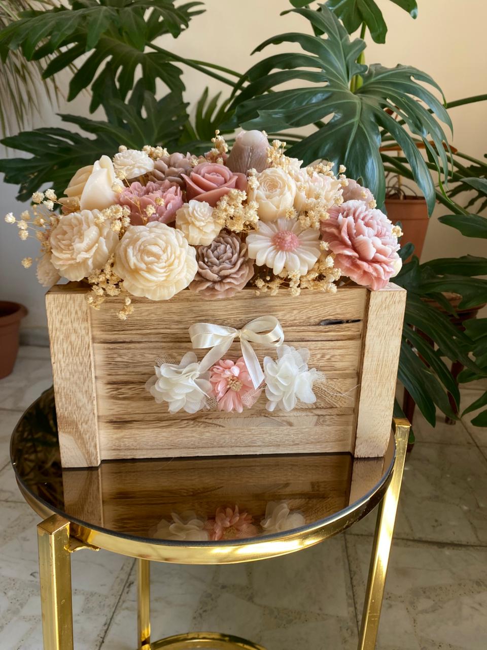 صندوق خشبي من الورد المعطر الفواح